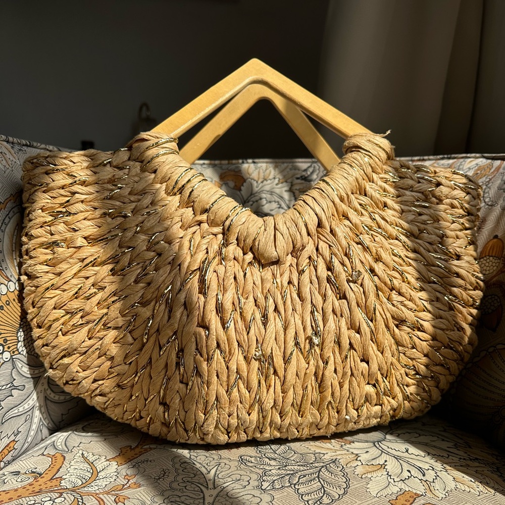 Elegant Tan Woven Women's Bag